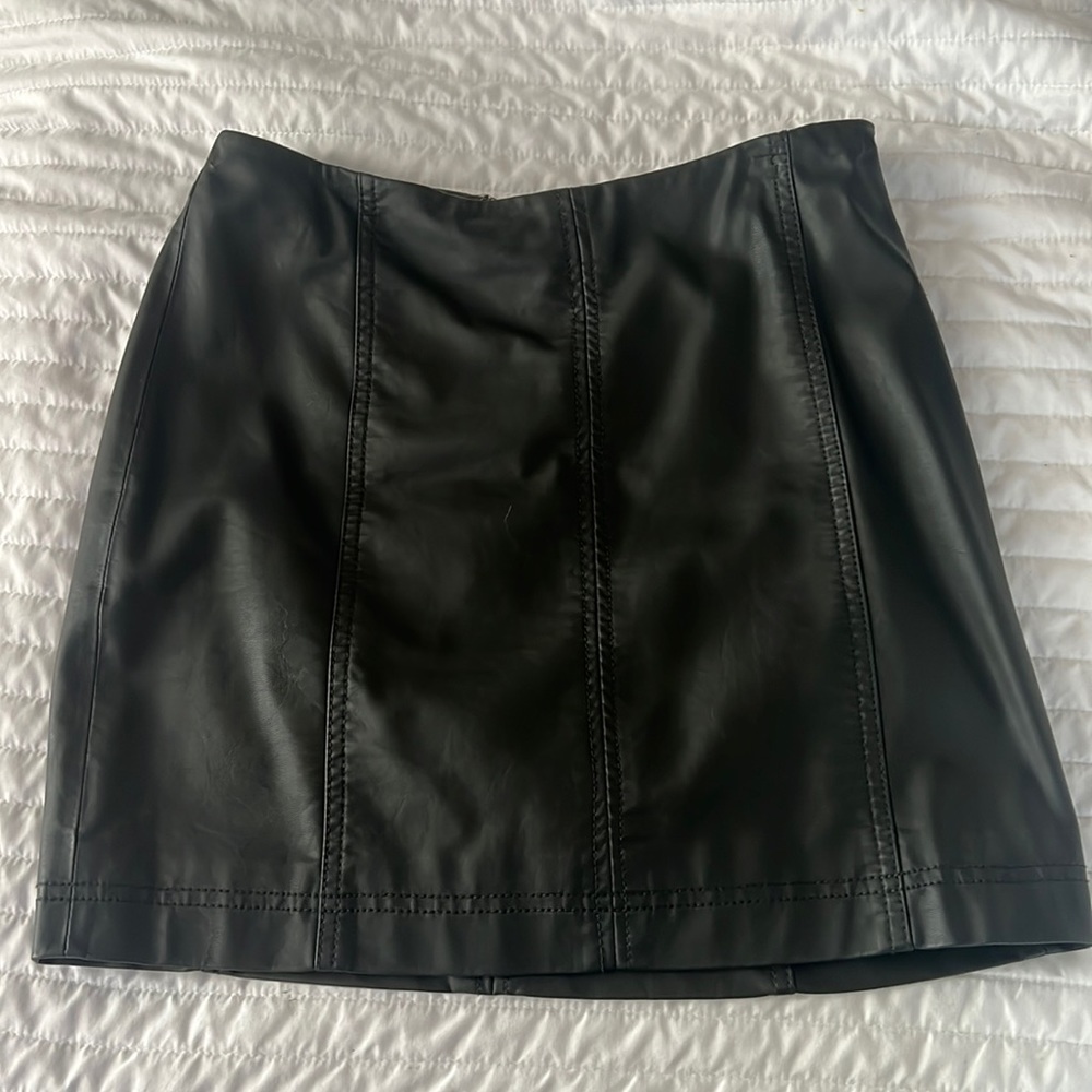 Free People Faux Leather Skirt Size 2 - Dark Green -